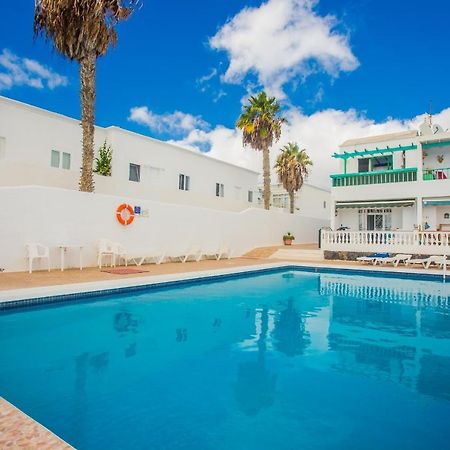 Apartamentos Haria En Puerto Del Carmen Tías Exteriör bild