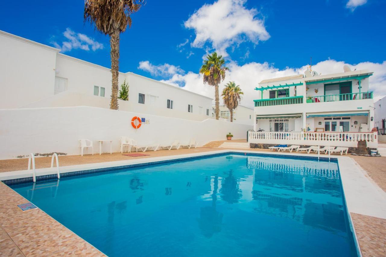 Apartamentos Haria En Puerto Del Carmen Tías Exteriör bild