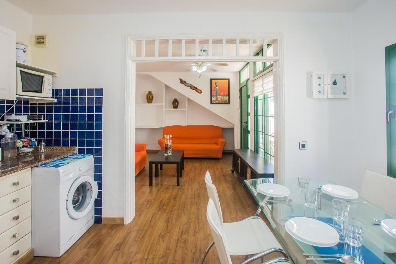 Apartamentos Haria En Puerto Del Carmen Tías Exteriör bild
