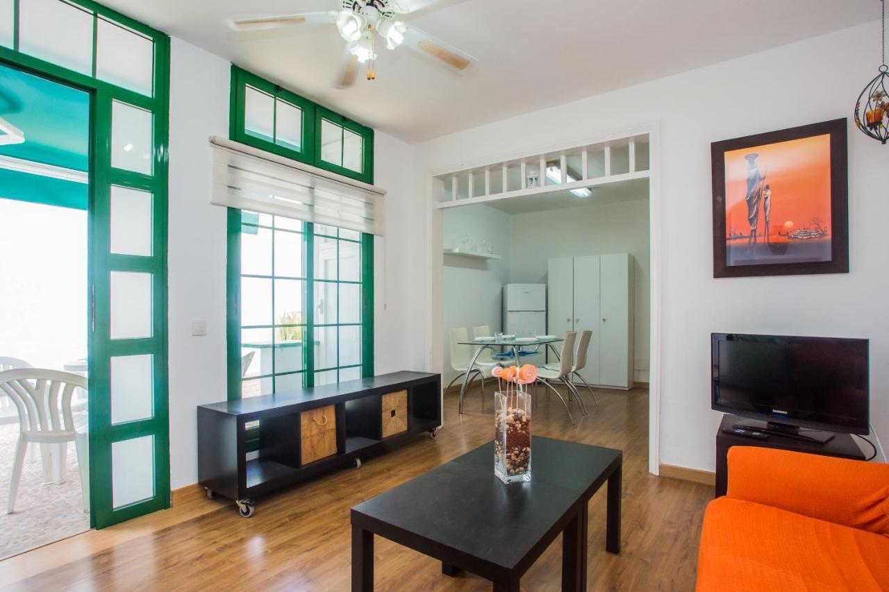 Apartamentos Haria En Puerto Del Carmen Tías Exteriör bild